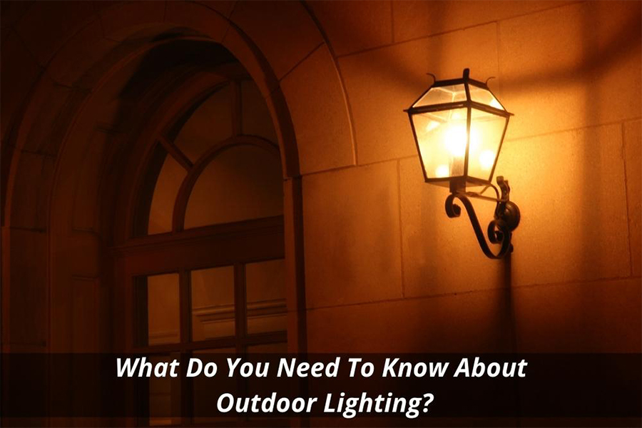image presents outdoor-lighting-post